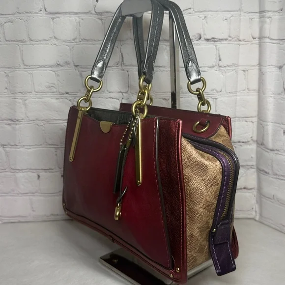 Coach Dreamer 27 Endless Possibilities of NYC Leather Crossbody Handbag Brass - Picture 5 of 16